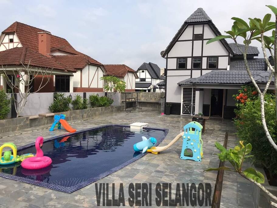 Pool Side