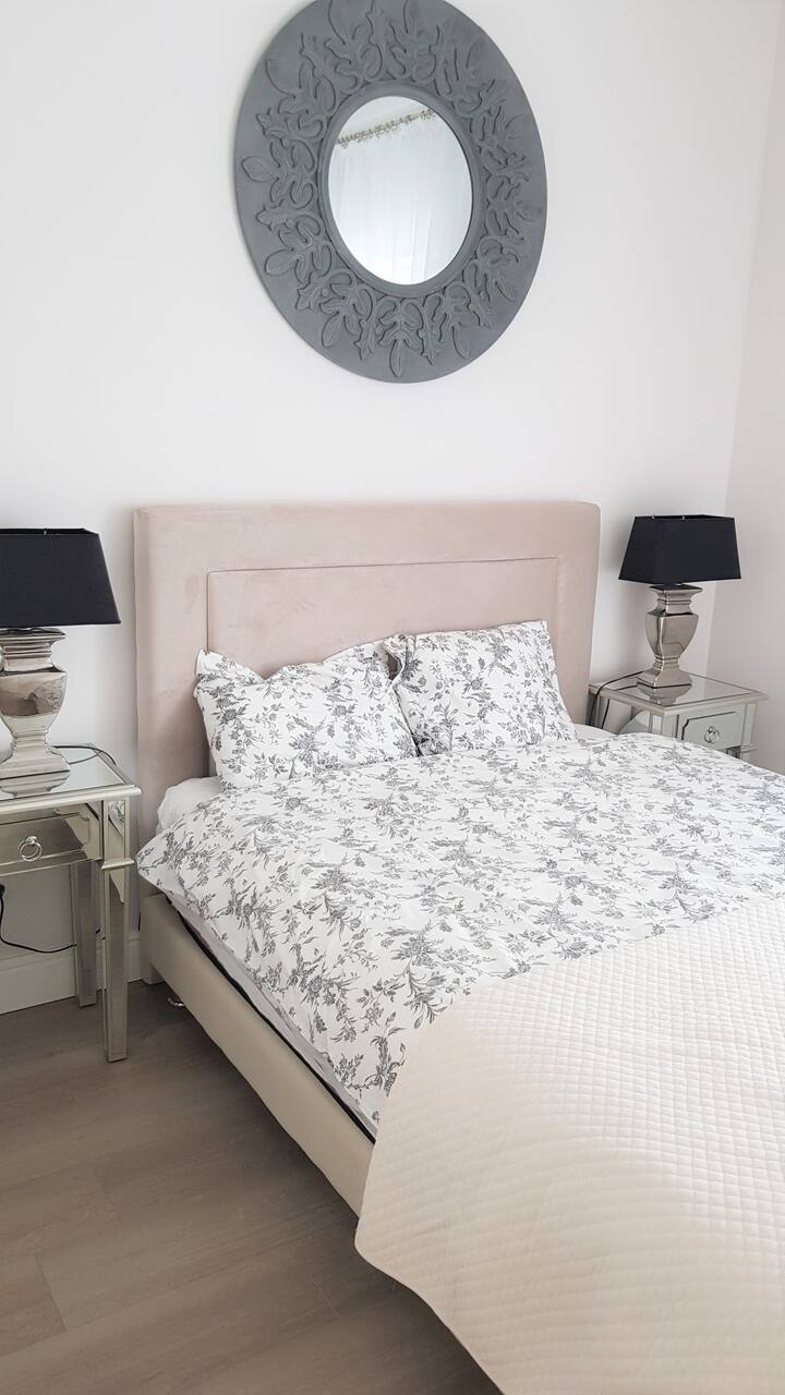 Quarto pequeno