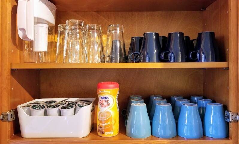 1 #33 – 4 Bdrm Condo – McCormick Place, Chinatown gallery image 5