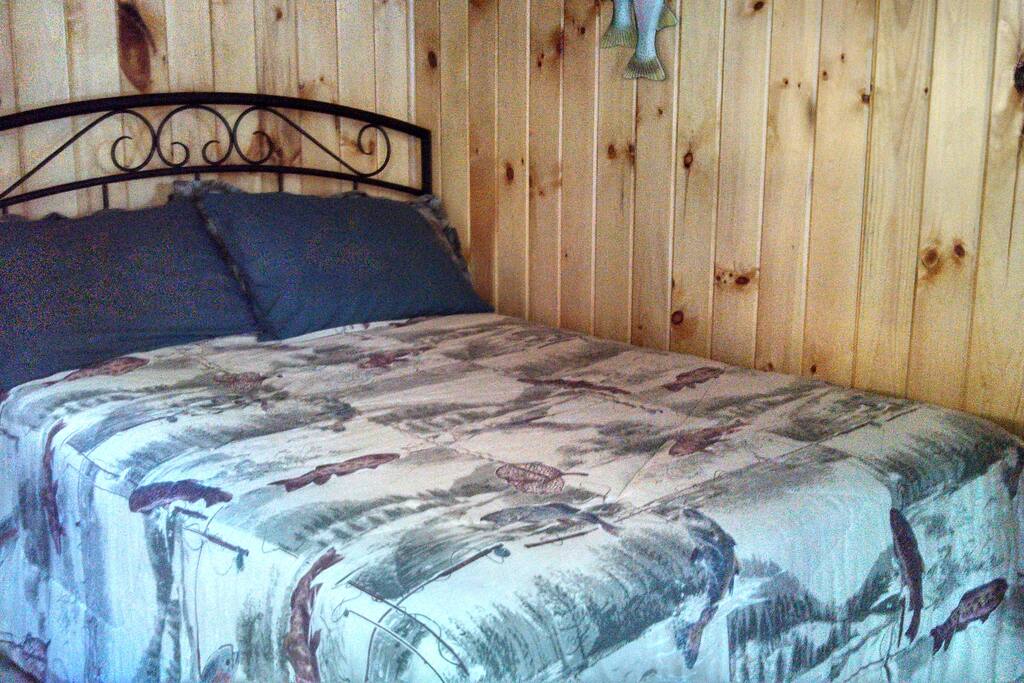 Separate cabin with queen bed.