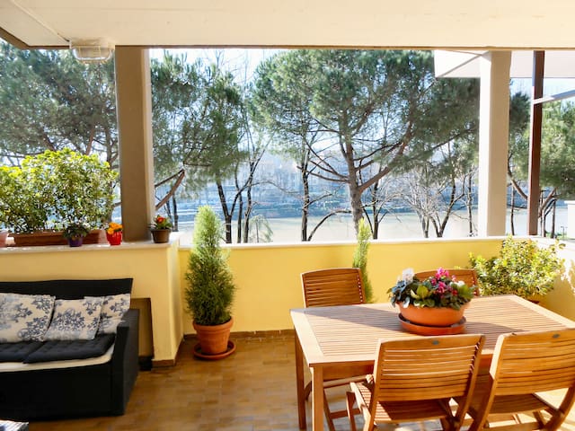 Terrace on the River – Garage