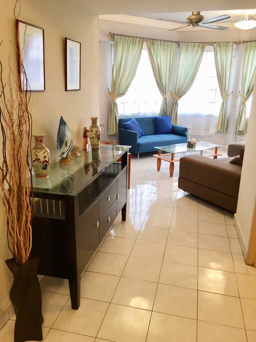 Kelana Jaya Unit corridor to living area