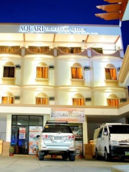 Aquari Suites Building