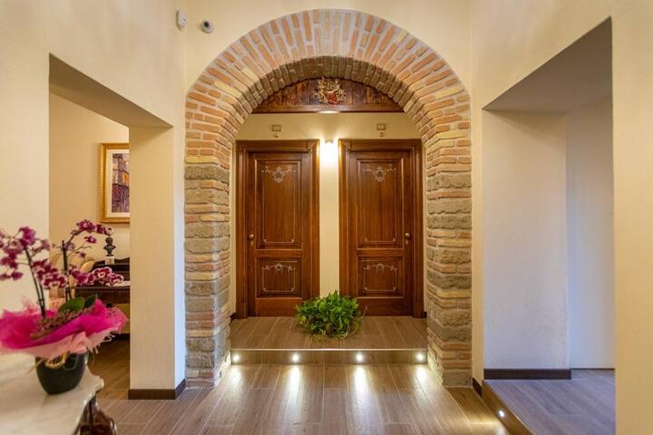 Kings Home In Rome, Piazza Vittorio Emanuele II 31 gallery image 4