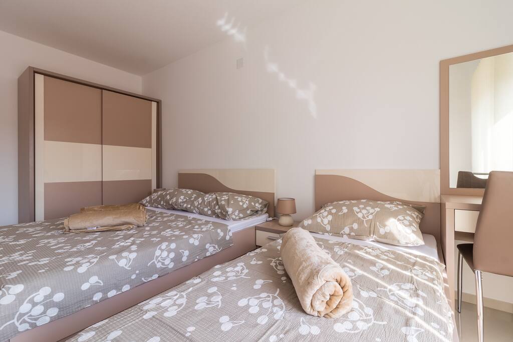 Bedoom 1