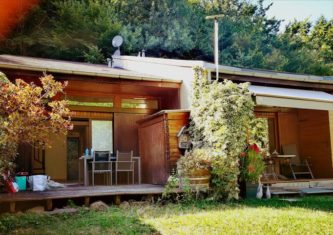 En pleine nature, confortable chalet vallée noble