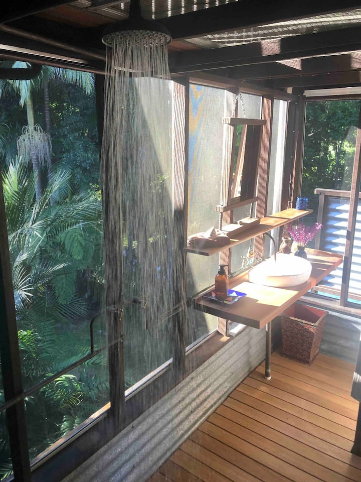 River Room Bellingen Treehouse