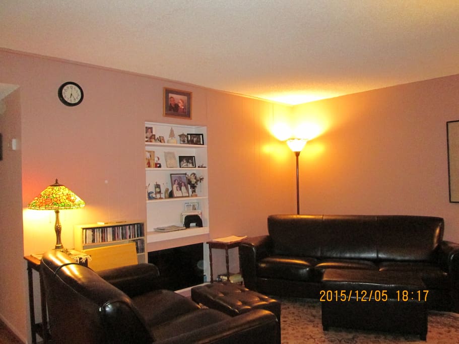 quiet, comfortable space (radio & cd player, etc.)