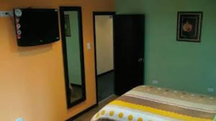 غرفة النوم 1