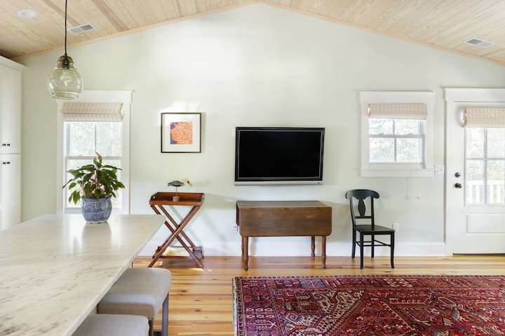 Guesthouse Convenient To Charleston, Shem Creek, And Beaches - Mount Pleasant, SC