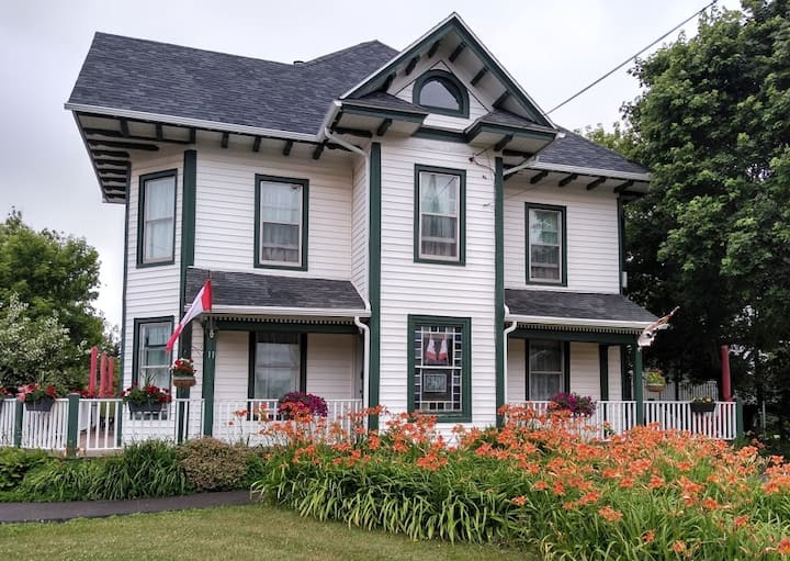 Summerside Vacation Rentals & Homes Prince Edward Island, Canada Airbnb