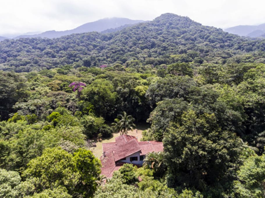 Vista aérea da casa