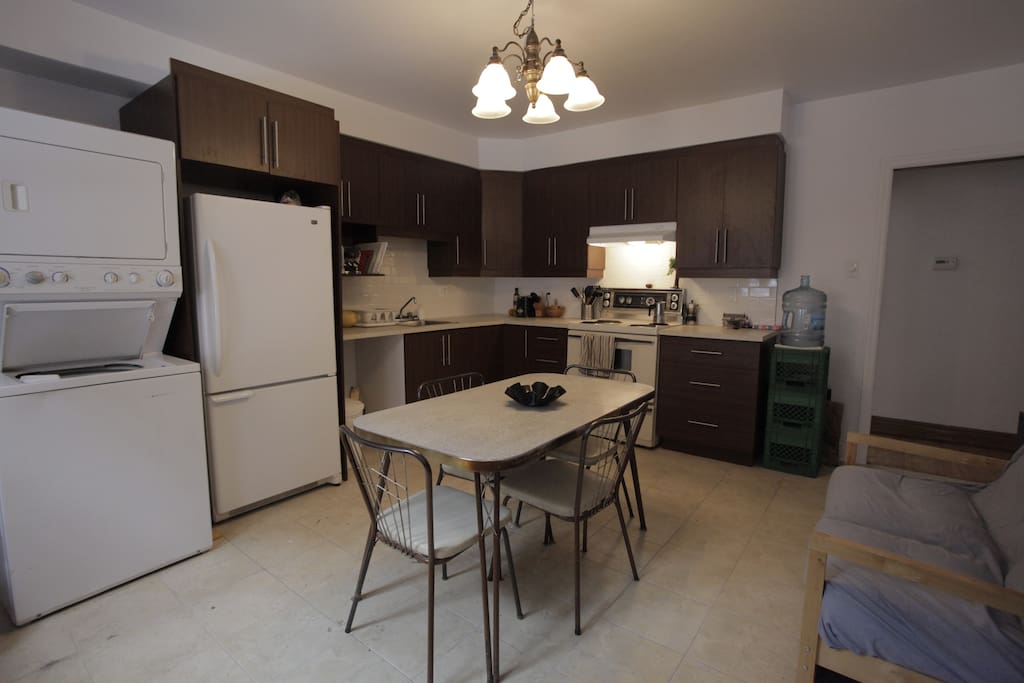 Big Kitchen, washer and dryer.