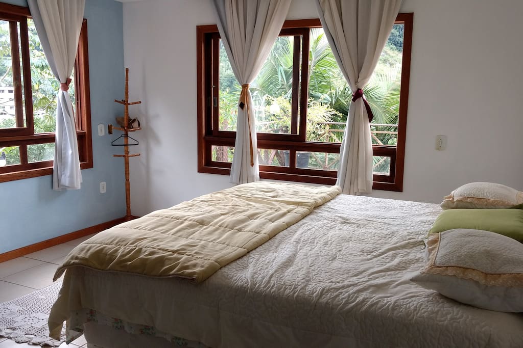 Suíte com cama king