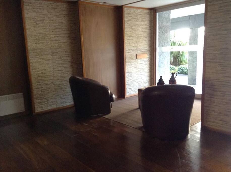 Hall del Edificio Torre Antares