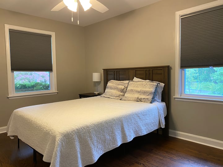 First floor bedroom 1