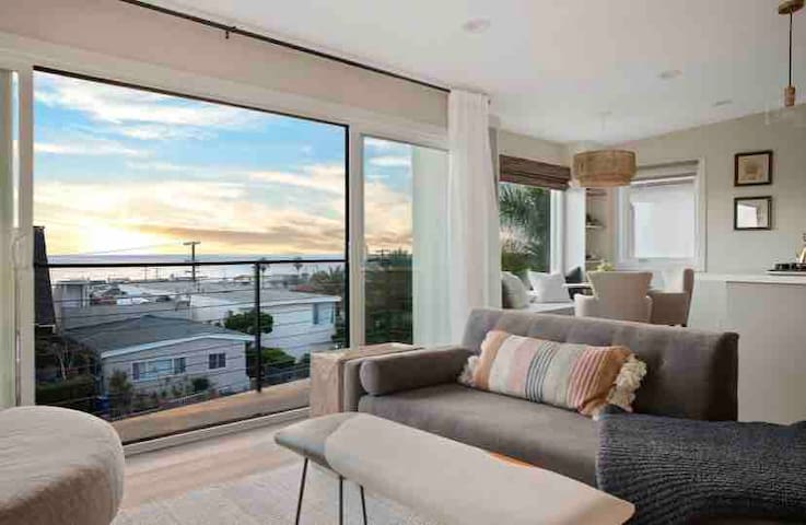 Stunning ocean views in the heart of Hermosa Beach