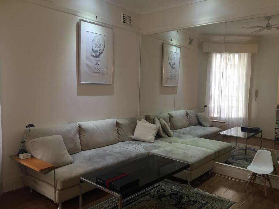 Lounge room