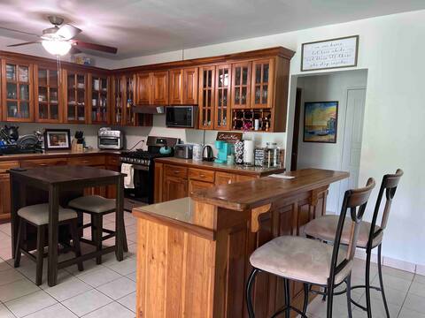 Lesly’s B&B - Butterfly Room