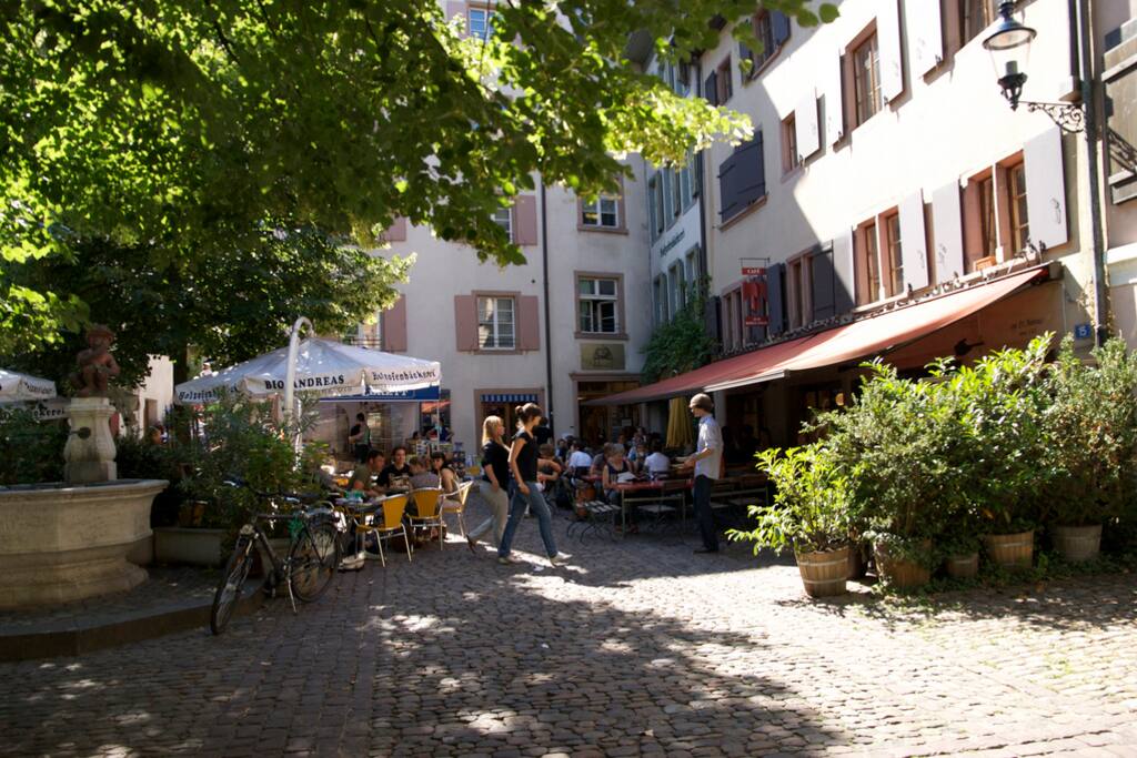 Heart of Basel, Andreasplatz