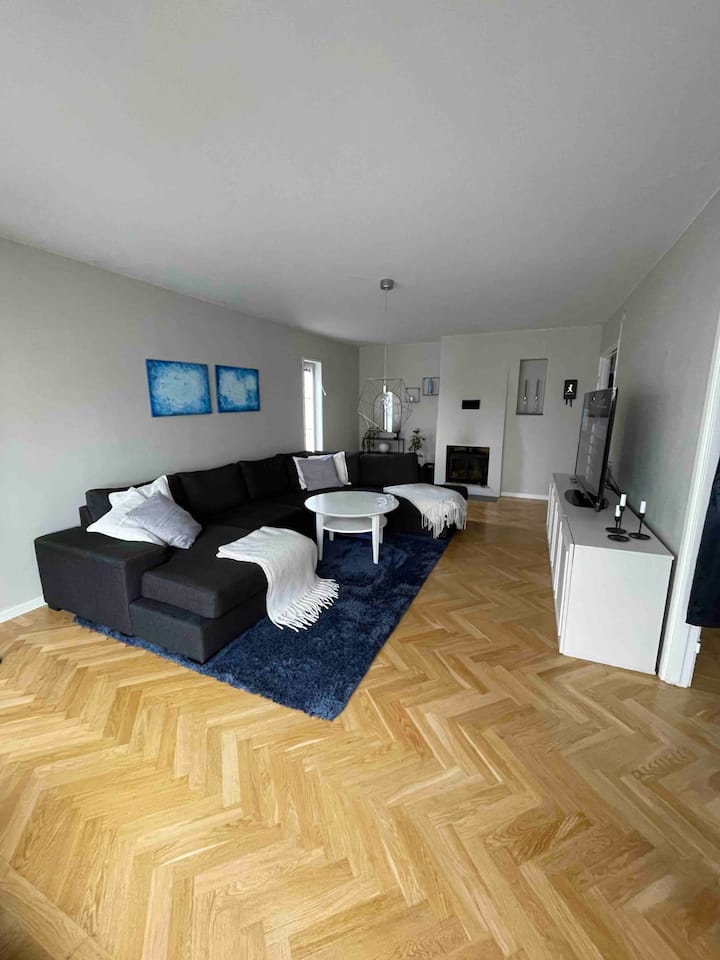 Trevlig Villa Nära Centrum & Varamon - Motala