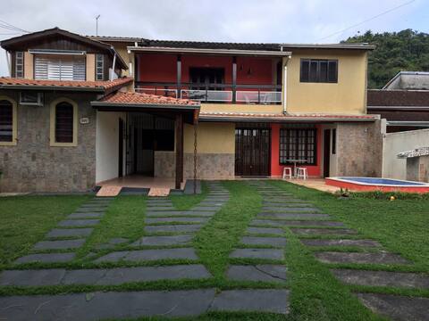 House   for up to 13 people in Caraguatatuba.SP