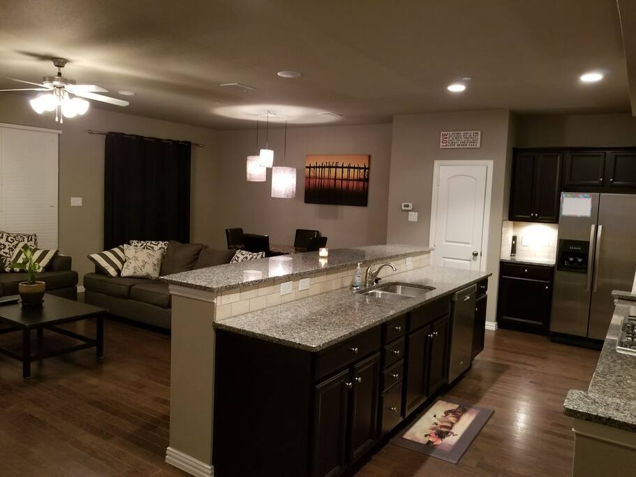 Open view of the kitchen and living room