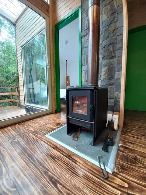 Popular Airbnb listing: In the woods by the river, no neighbors, and Starlink WiFi in Cochamó