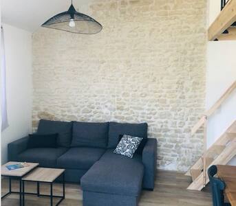 Appartement moderne, jardinet, proche centre-ville