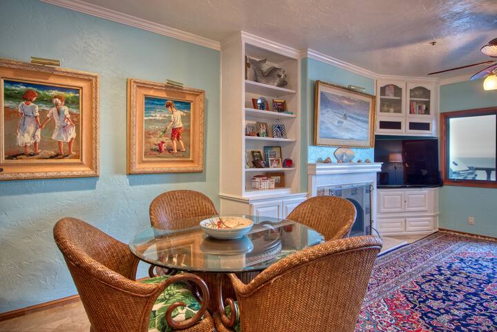 H249: Villa w/ VIEWS, NO STEPS, 6-Seat Golf Cart gallery image 5