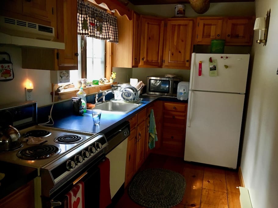 Kitchen has everything you need.
