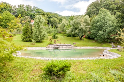 Successful Airbnb property: Wooden house and pool in Medvednica Nature Park*** in Sesvete
