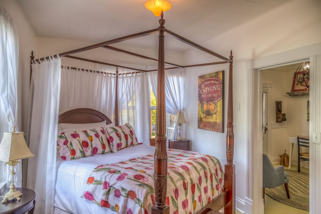 1-Bedroom Suite w/ Sitting Room