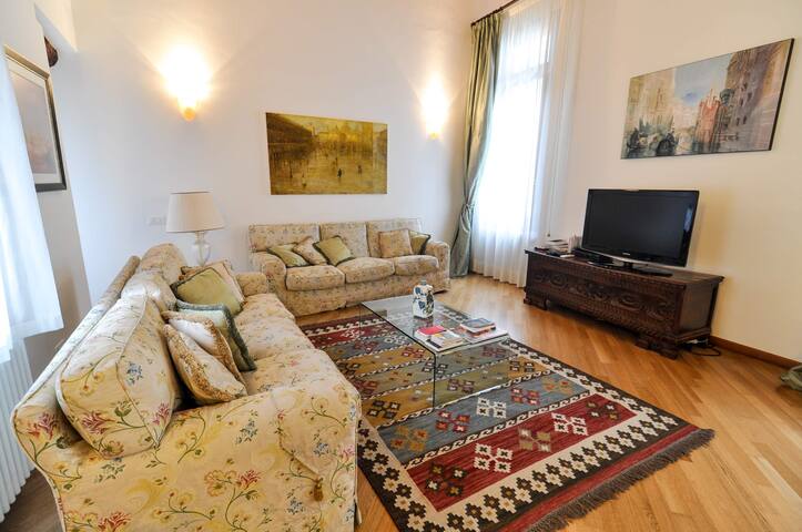 Ca’ Navagero 1-Riva degli Schiavoni gallery image 5