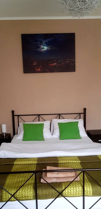 Bedroom Green