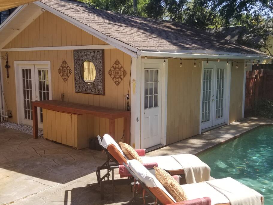 Private Sitting Area - near French doors