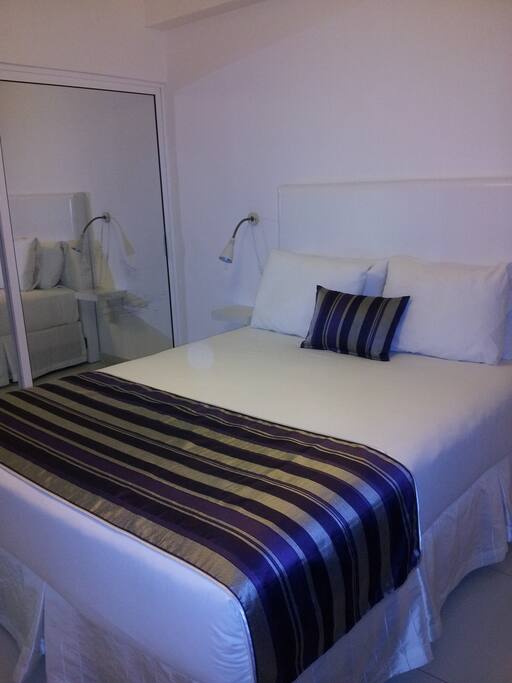 HABITACIÓN/BEDROOM