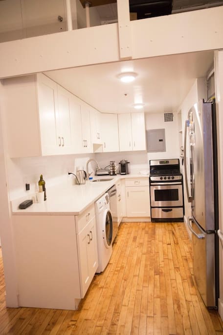 fully equipped kitchen