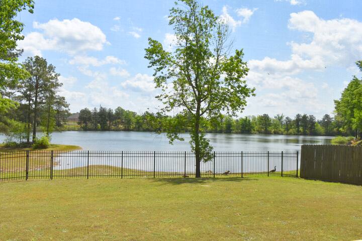 Private Room on the Lake