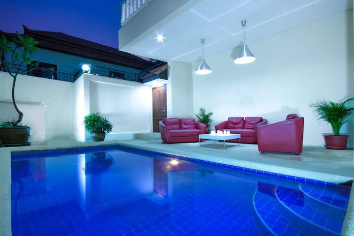 3-bedroom Villa, 8 Ppl, Private Swim. Pool #174 Av - Pattaya
