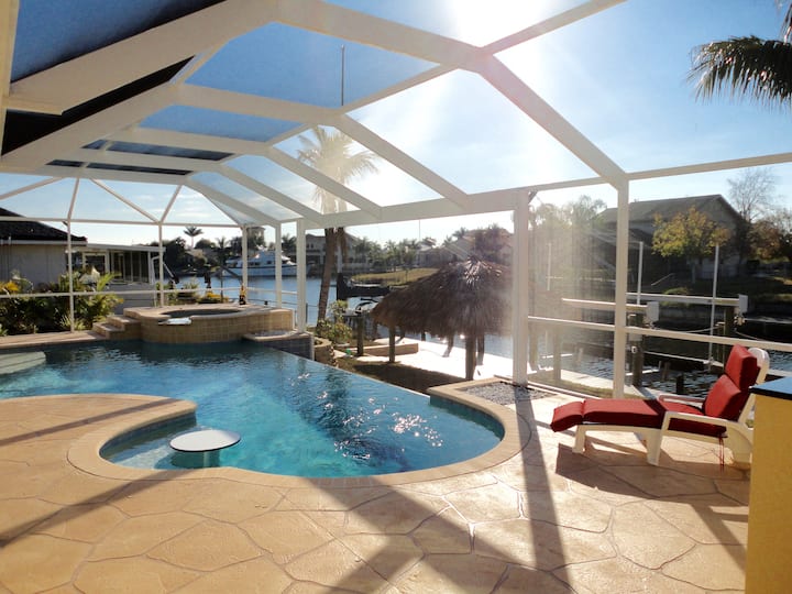 Villa Blue Water Houses for Rent in Cape Coral, Florida, United