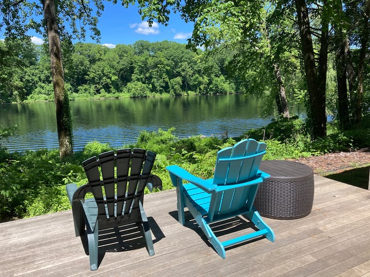 Waterfront Paradise 1.3 mile to Brattleboro Houses for Rent in