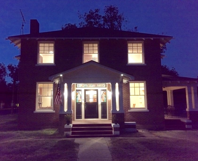 The Oak House is beautiful at night.