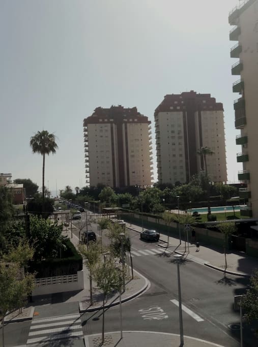 Vista a la playa (200m) desde apartamento