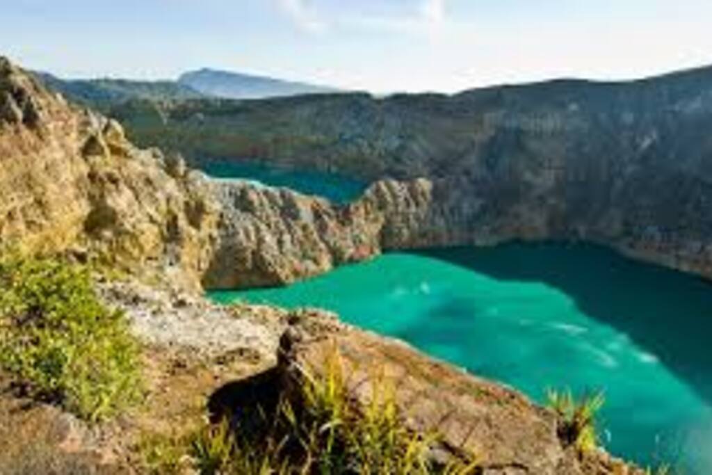 Kelimutu Lakes
