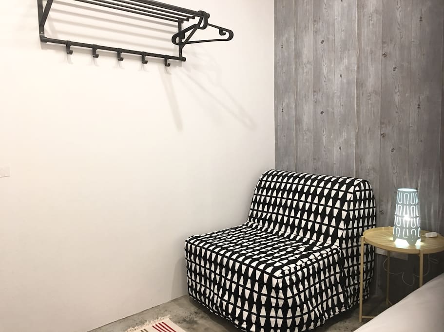 Sitting Area/Sofa Bed