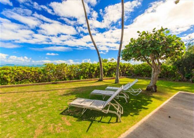 Amazing Lanikai Beachfront Guest House!! gallery image 2