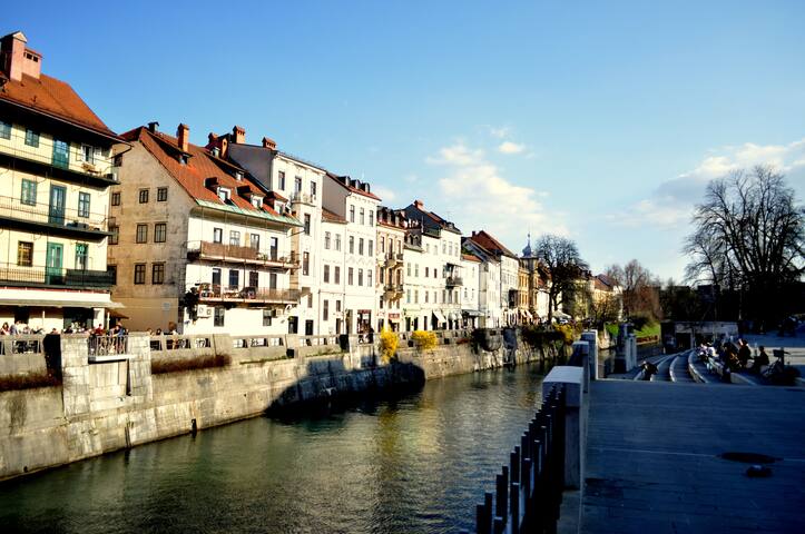 River view Apartment
