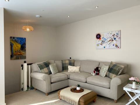 Successful Airbnb property: Shrewsbury central townhouse with roof terrace in Shrewsbury