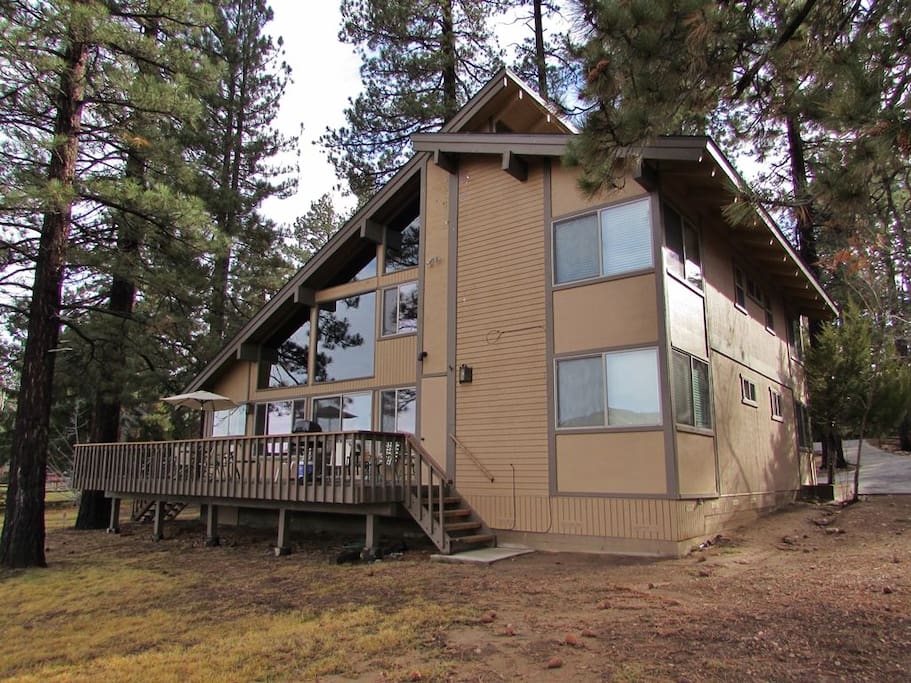 Beautiful Lakefront Home